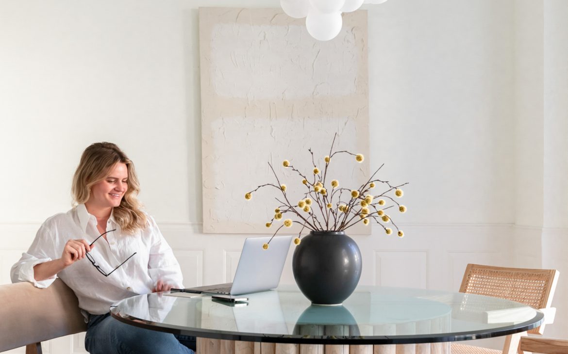 How to Launch a Profitable Side Hustle: Tips for Success and Growth